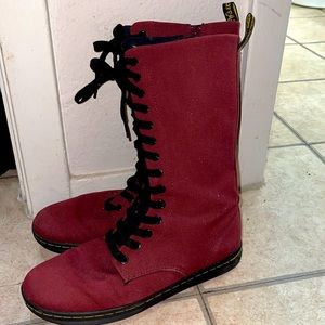 Dr. Martens Shoreditch Burgundy Boots